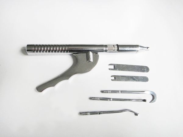 自動去冠器